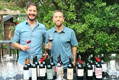 Pontis y el Papu, en plena degustación. Foto: Gentileza Guillermo Pontis