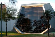 Plaza Cielo Tierra es una gran atracción turística en Córdoba