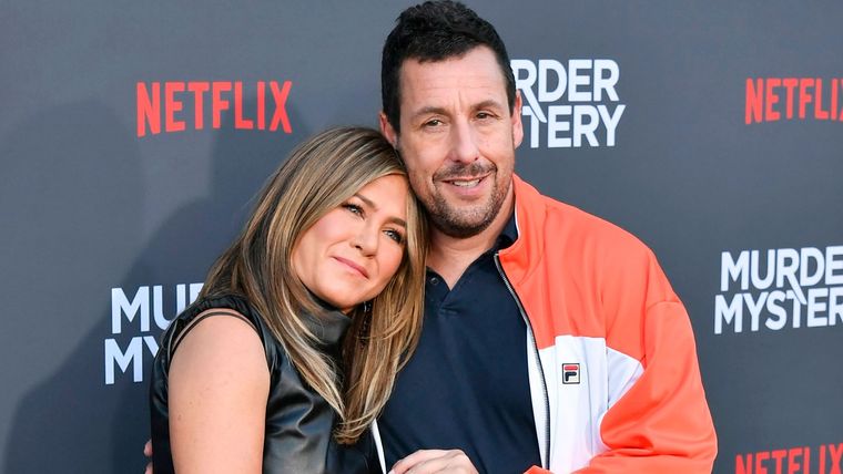 No creerás lo que pensó Adam Sandler cuando conoció a Jennifer Aniston Jennifer Aniston y Adam Sandler Foto: Para Ti