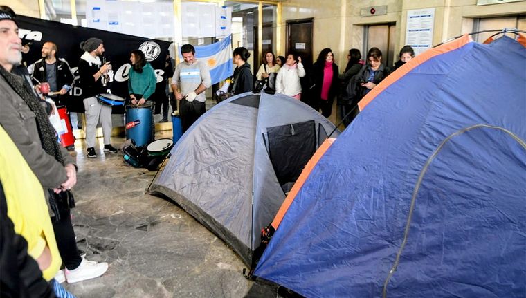 En mayo de este año, hicieron un acampe. Foto: Alf Ponce Mercado/MDZ