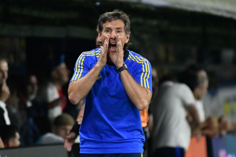 Claudio Úbeda explicó por qué esperó hasta el final para hacer el único cambio en Boca-San Lorenzo.