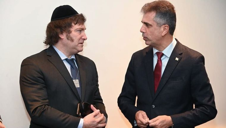 El presidente Javier Milei junto al ministro de Relaciones de Exteriores de Israel, Eli Cohen.