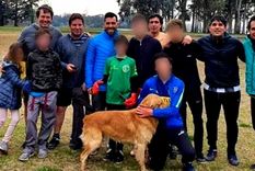 La polémica foto. Nadie con barbijo ni aislamiento. La polémica foto. Nadie con barbijo ni aislamiento.