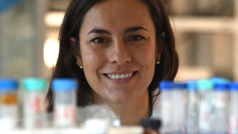 Laura decidió volver a Mendoza junto a su pareja -que también es investigador- y su hija de 4 años para estar cerca de su familia. Laura decidió volver a Mendoza junto a su pareja -que también es investigador- y su hija de 4 años para estar cerca de su familia.