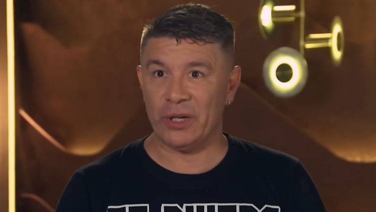 El cantante decidió abandonar. 