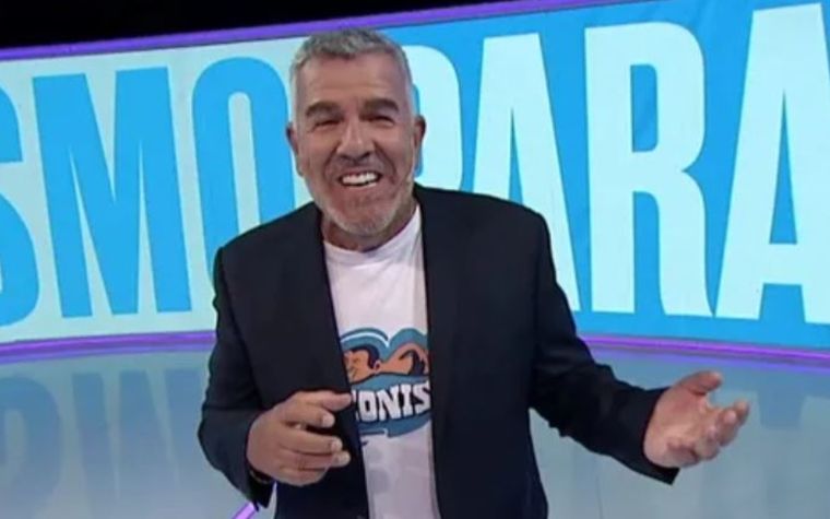 Dady Brieva El humorista debutó con un nuevo programa en C5N.