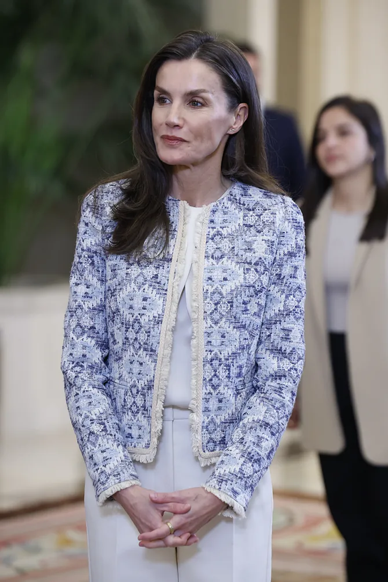 Moda circular en la realeza: el look sostenible que eligió Letizia. Moda circular en la realeza: el look sostenible que eligió Letizia.