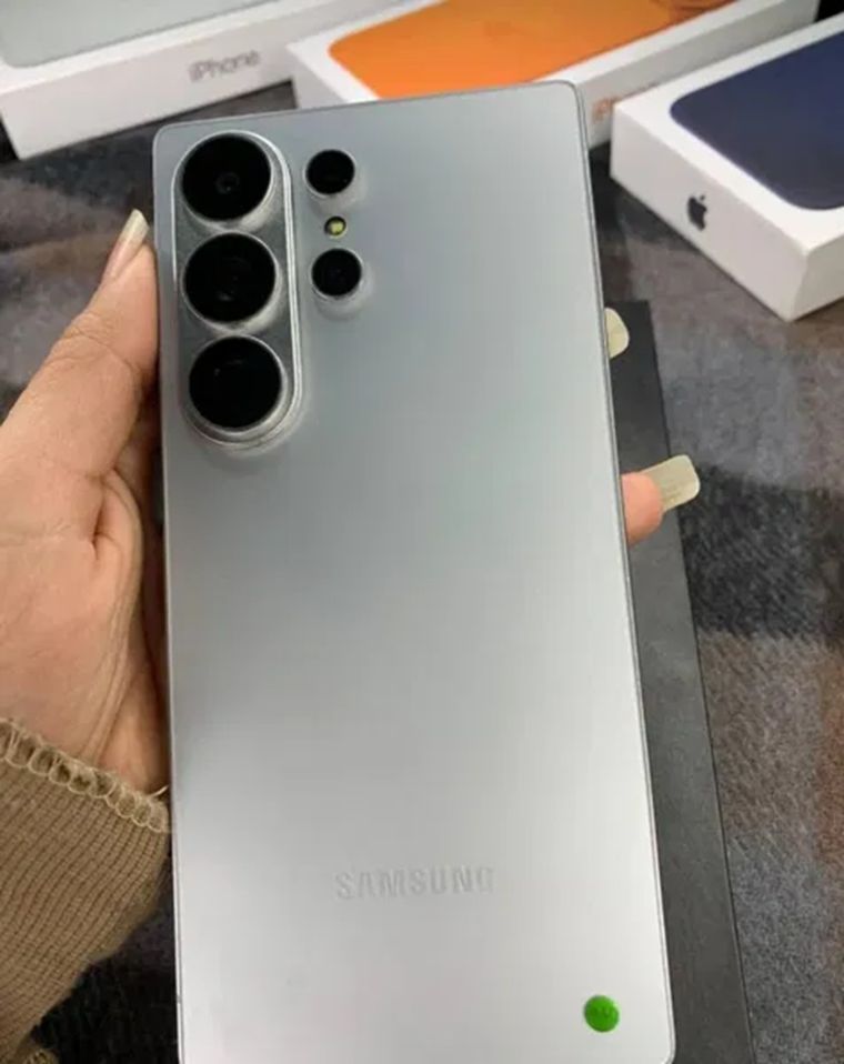 El lanzamiento oficial del teléfono estrella de Samsung sería a finales de febrero. El lanzamiento oficial del teléfono estrella de Samsung sería a finales de febrero.