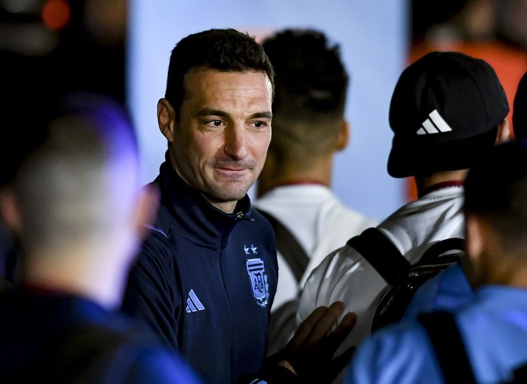 Scaloni, por el momento, seguirá al frente de la Selección. Foto: FIFA