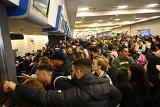 Se registran largas esperas en los aeropuertos de Buenos Aires Foto: Telam