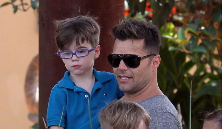 El joven Valentino, de 14 años, muestra el impresionante parecido con su padre, Ricky Martin. Foto: Just Jarred