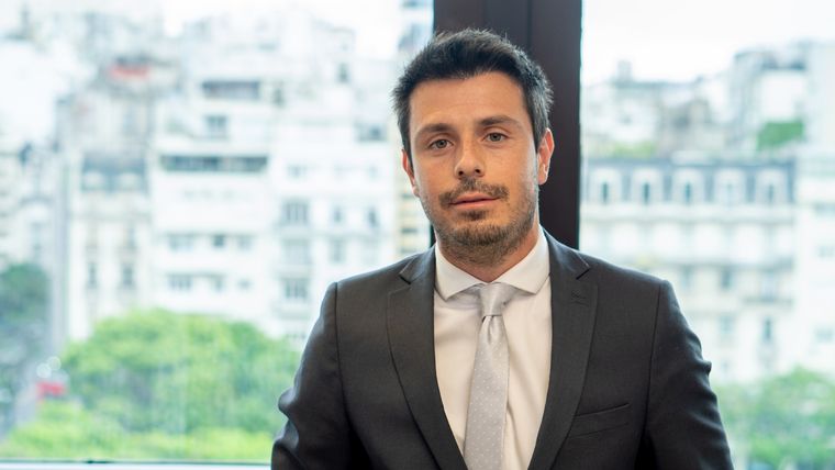 Para Alfredo Romano la economía acumula muchas distorsiones, que dejan al país al borde de la hiperinflación. Foto: MDZ - Julián Volpe