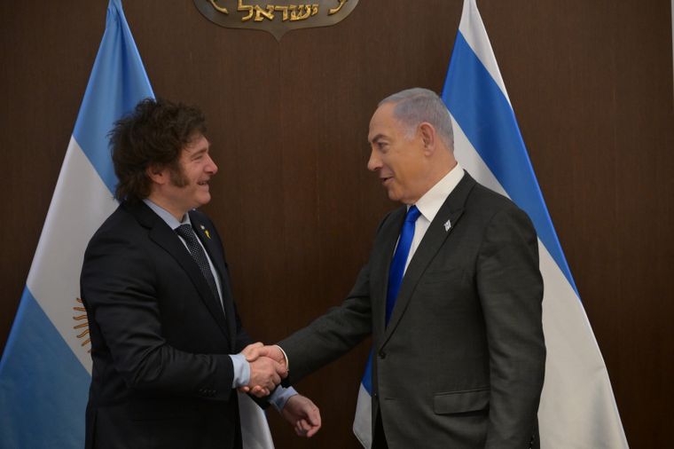 Javier Milei con el primer ministro israelí, Benjamin Netanyahu. Foto: DPA