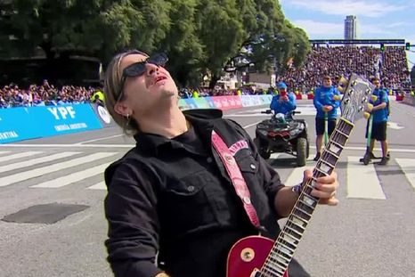 Pato Sardelli fue protagonista en la apertura del show de Franco Colapinto. Pato Sardelli fue protagonista en la apertura del show de Franco Colapinto.