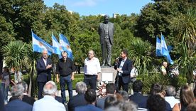 Alak, Storani, Alfonsin (Ricardo) y Nicoletti, a quien todavía le piden que rinda los gastos de la pasada elección platense de Juntos por el Cambio. Foto: Facebook Nicoletti Alak, Storani, Alfonsin (Ricardo) y Nicoletti, a quien todavía le piden que rinda los gastos de la pasada elección platense de Juntos por el Cambio. Foto: Facebook Nicoletti