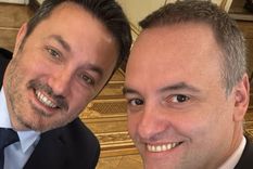 Petri posó con Adorni. Foto: X @luispetri