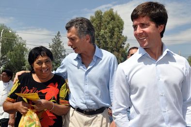 MDZol | Orly escuchó los reclamos de los vecinos de La Favorita. Foto: Nacho Gaffuri / MDZ