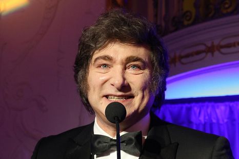 tras la firma del acuerdo comercial con ee.uu., milei ya palpita la gala en la residencia de trump y encabezara un foro de inversiones tras la firma del acuerdo comercial con ee.uu., milei ya palpita la gala en la residencia de trump y encabezara un foro de inversiones