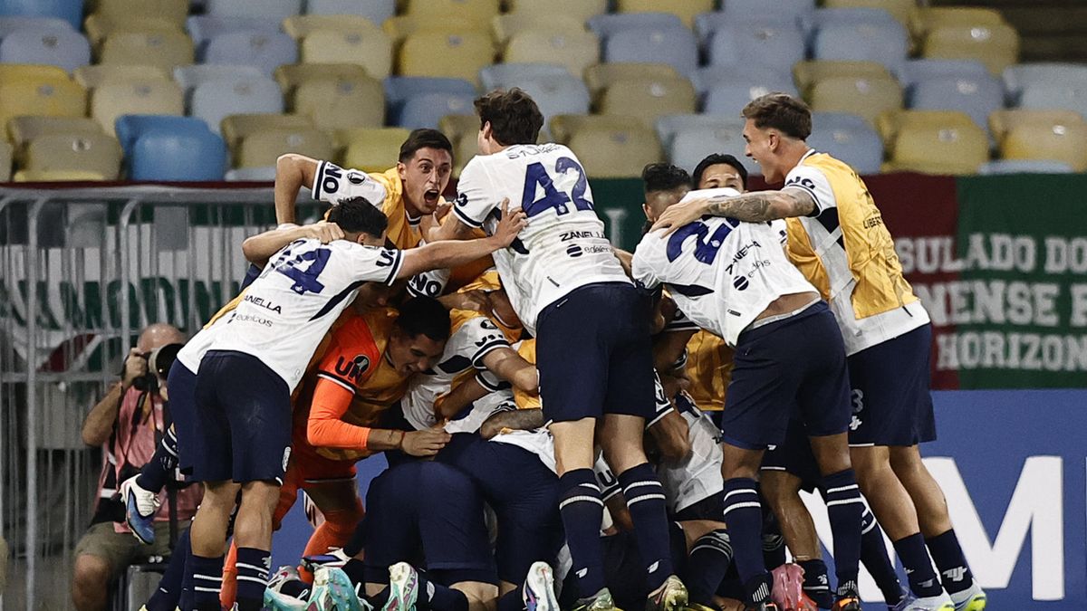 En vivo: ya clasificado a octavos, Independiente Rivadavia le gana a La Guaira 2 a 1