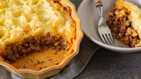 Receta de pastel de papas al estilo argentino fácil y rendidor. Receta de pastel de papas al estilo argentino fácil y rendidor.