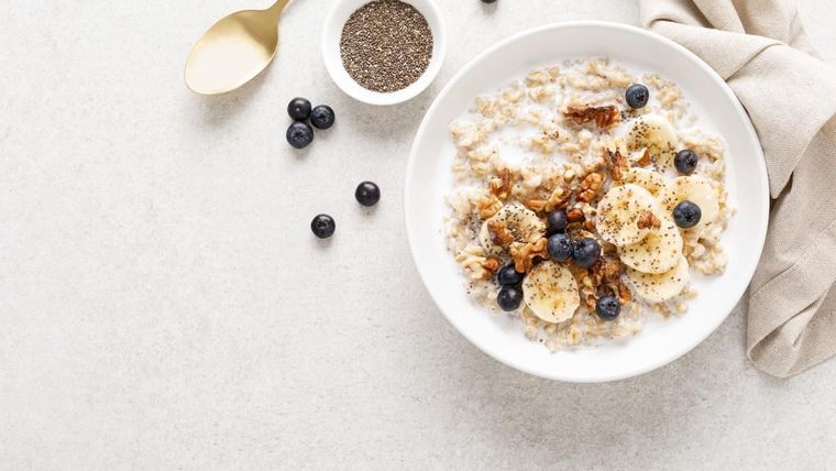 El desayuno de avena es uno de los más nutritivos Foto: Shutterstock