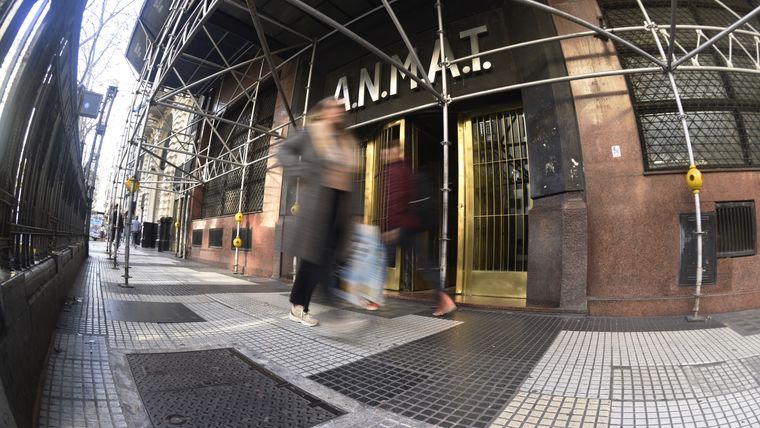 La Anmat prohibió los productos médicos hasta que puedan regularizar la situación. La Anmat prohibió los productos médicos hasta que puedan regularizar la situación.