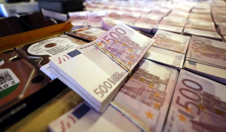 Muchos millones de euros están involucrados en las operaciones. Foto: Efe.