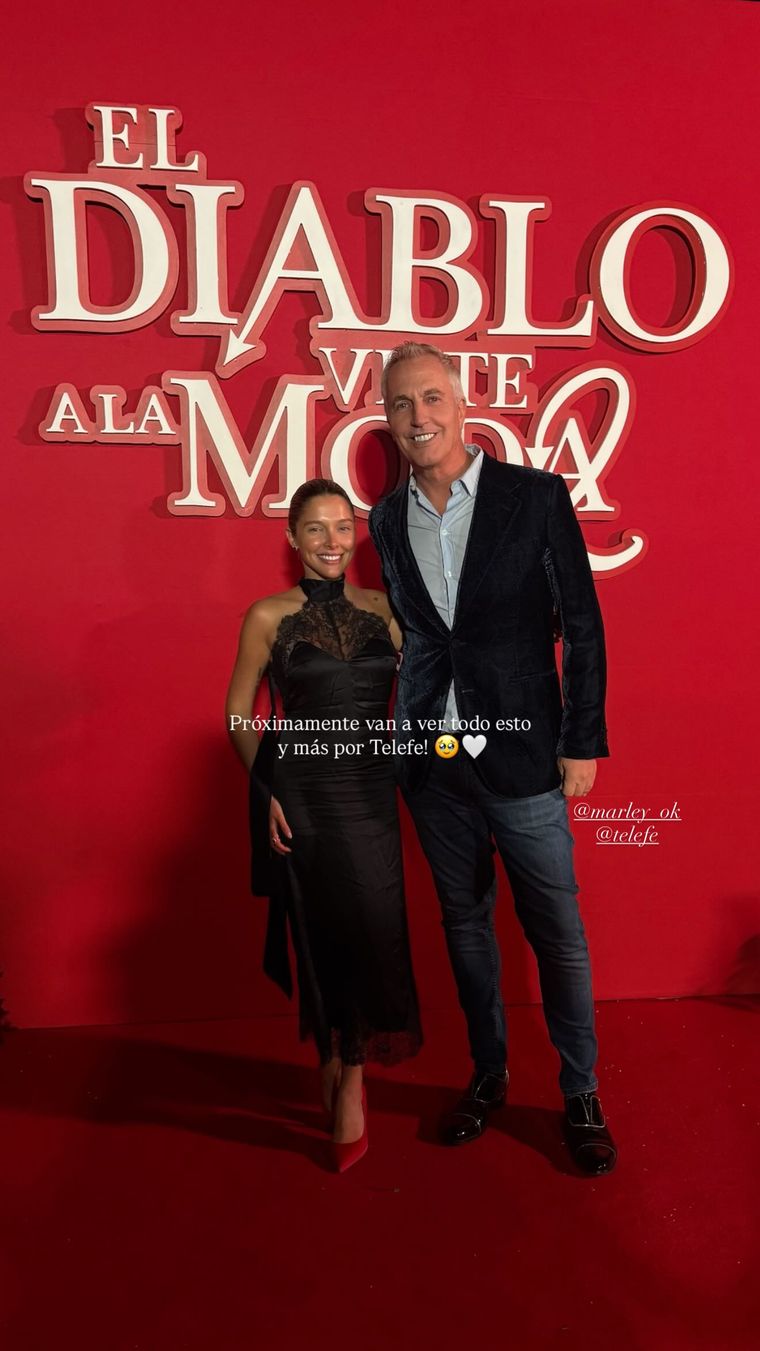 Sofía Gonet, la "Reini", durante la polémica alfombra roja de El diablo viste a la moda 2 en México junto a Marley. Sofía Gonet, la "Reini", durante la polémica alfombra roja de El diablo viste a la moda 2 en México junto a Marley.