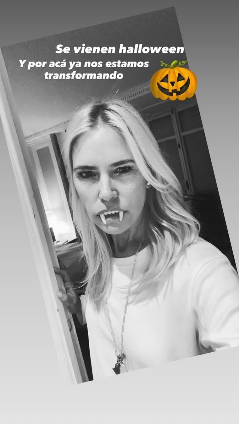 Valeria Mazza sorprendió con un look oscuro antes de Halloween. Valeria Mazza sorprendió con un look oscuro antes de Halloween.