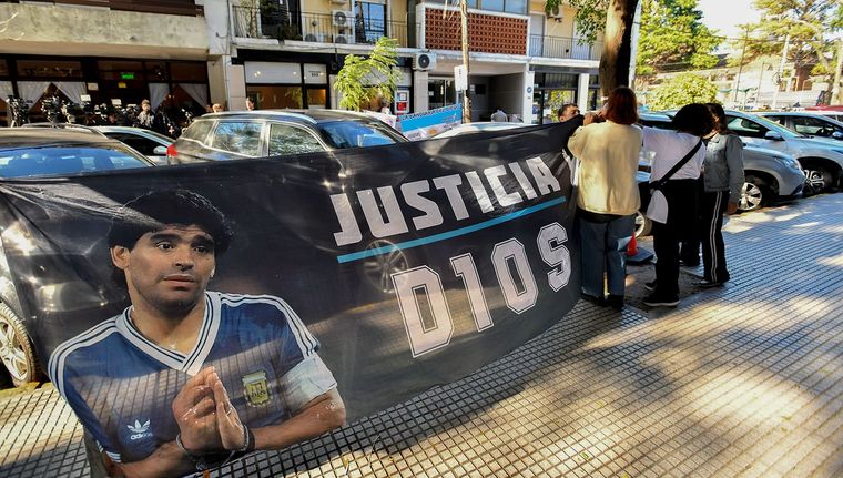 Juicio por Maradona 2.jpg