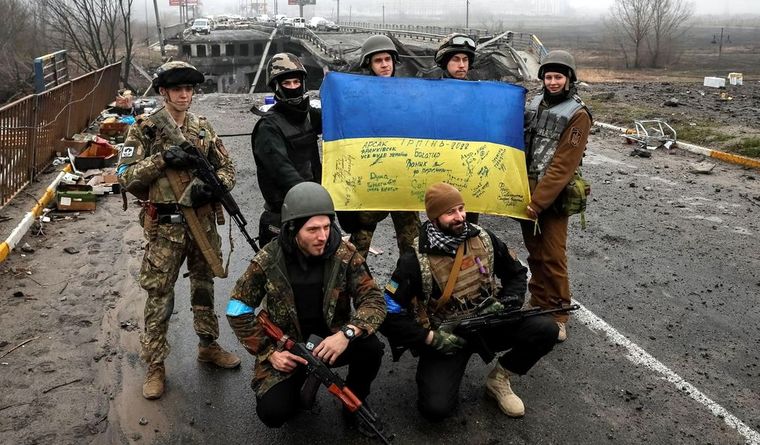 Las tropas ucranianas ya soportan dos años de guerra contra Rusia. Foto: Efe.