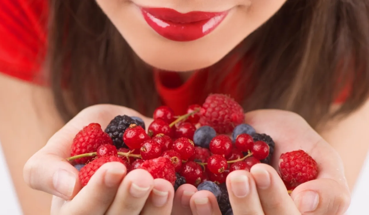 Esta increíble fruta debe incluirse en la dieta de todos los días ya que fortalece los huesos y alivia los dolores musculares. Foto: Shutterstock