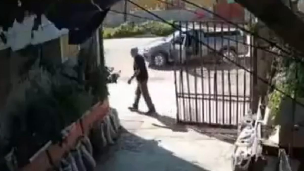 Indignante video: así le robaban la camioneta a un jubilado en Las Heras