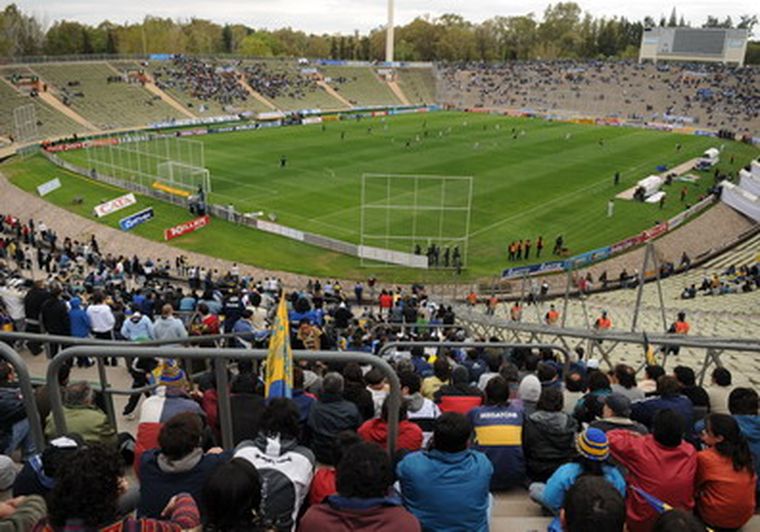 Así se veía el Malvinas hace algunos minutos. Foto: Nacho Gaffuri / MDZ