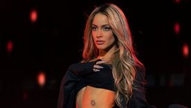 Mirá los looks de Tini en su concierto. Mirá los looks de Tini en su concierto.