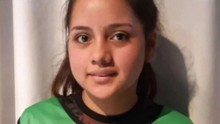 Sandra, la adolescente que quedó parapléjica tras ser baleada por un vecino