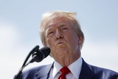 Donald Trump está fuera de peligro, tras registrarse un tiroteo a las afueras del club de golf donde se encontraba. Foto: EFE Foto: EFE