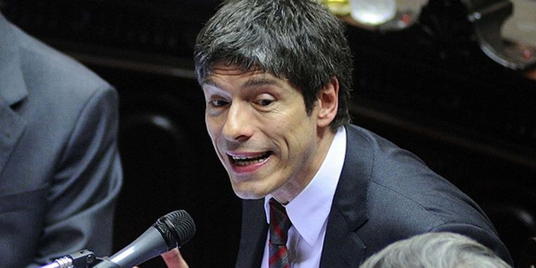 Medina solicitó a los gobernadores mejores administraciones.