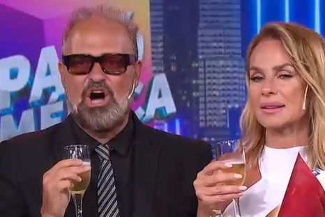 Los conductores realizaron un emotivo cierre. Los conductores realizaron un emotivo cierre.