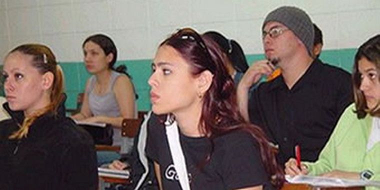 Los interesados deben  inscribirse personalmente en el Instituto Franco Cuyano. Foto: MDZ