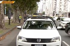 Un conductor de un auto diplomático ruso se atrincheró más de una hora en un control de alcoholemia. Foto: Captura TN