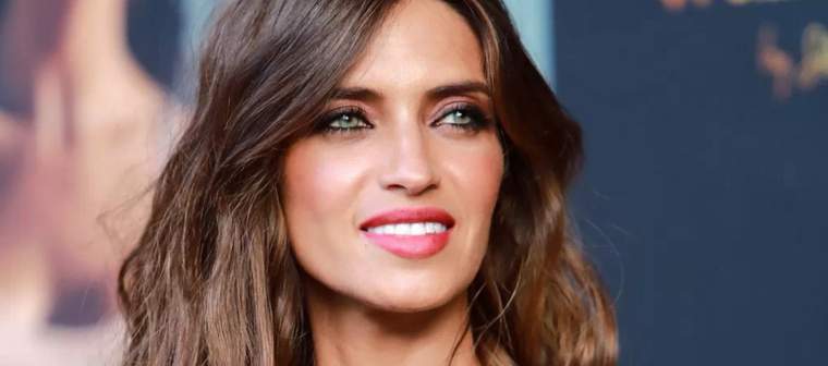 Sara Carbonero lució esta chaqueta para un encuentro relajado con amigos. Foto: La Voz de Galicia