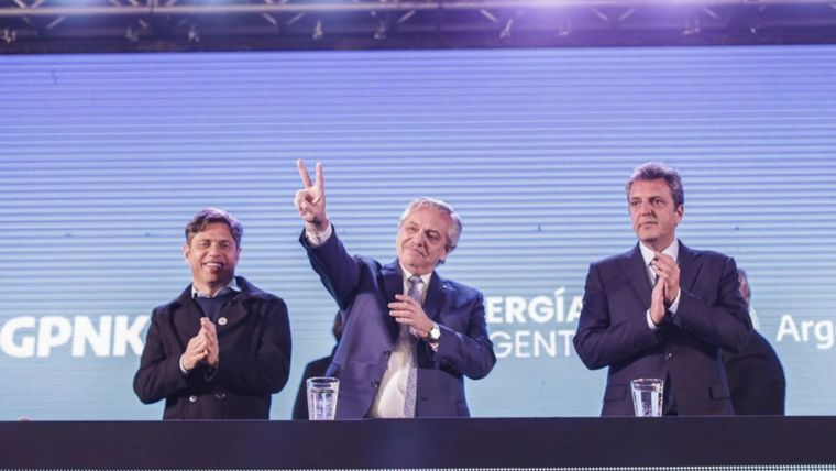 El plan platita del gobierno nacional de salida y los pesos repartidos de forma pornográfica no tuvieron el efecto esperado por Sergio Massa en el balotaje Foto: MDZ