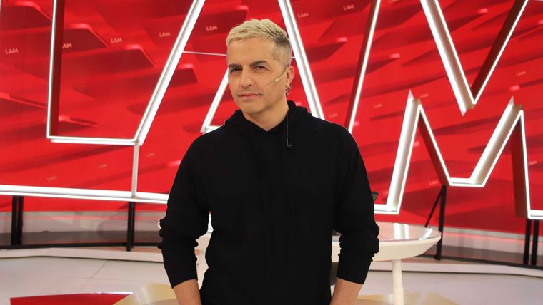 El periodista aseguró que Casella se pasará a canal América el año que viene. El periodista aseguró que Casella se pasará a canal América el año que viene.