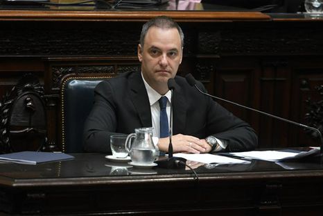 La oposición busca interpelar a Manuel Adorni La oposición busca interpelar a Manuel Adorni
