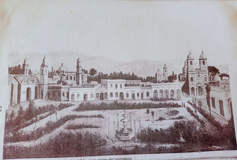 La ciudad de Mendoza vista desde el Cabildo, poco antes del terremoto