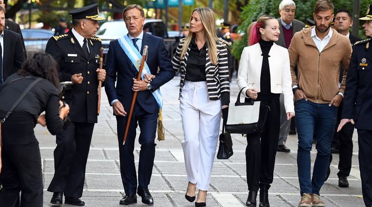 Mirá los looks más salientes de la asamblea legislativa, a continuación en esta nota. Foto: ALF PONCE MERCADO / MDZ