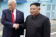 Donald Trump y Kim Jong Un tuvieron una cita hace años, en la frontera entre las dos coreas. Foto: Efe.