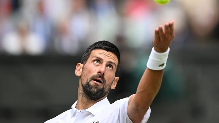 Novak Djokovic y Jannik Sinner van por un lugar en la final.
