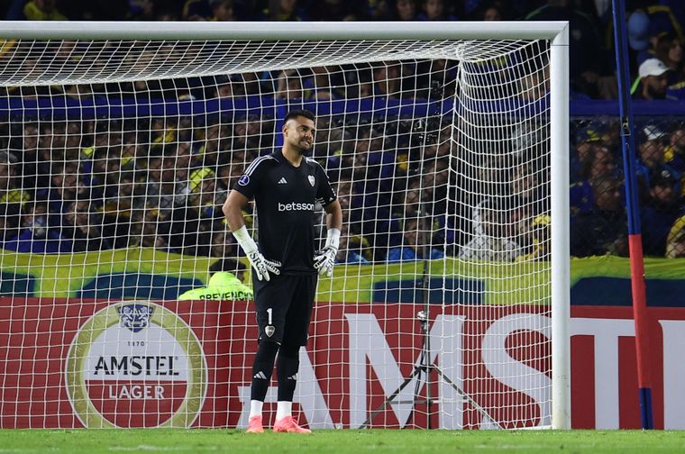 Sergio Romero tras el gol. Foto: Noticias Argentinas